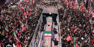 Iran’s Supreme Leader's Funeral Procession Attracts Huge Crowd 1 Iran’s Supreme Leader’s Funeral Procession Attracts Huge Crowd