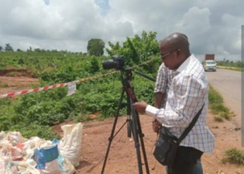 FG Nabs 2 Suspected Illegal Miners, Seals Mining Site In Osun