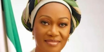 First Lady Gives 1,800 Bags Of Rice To Ondo Vulnerable Residents 3 First Lady Gives 1,800 Bags Of Rice To Ondo Vulnerable Residents 