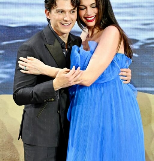 Anne Hathaway Hopes Her Sons Grow Up Like Tom Holland, Calls Him Her ‘Dream Son’ 1 WhatsApp Image 2026 07 06 at 20.46.08