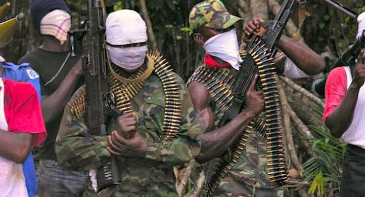 Gunmen Kill Ex-Rivers LG Chief Security Officer 1 An eyewitness told journalists on Monday that the attack threw the area into panic as residents and passers-by fled for safety after hearing gunshots. The victim's lifeless body was later discovered.
