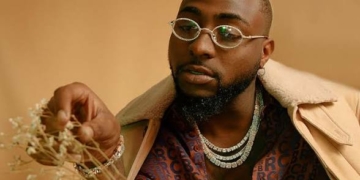 “I Spend $200k – $300k Monthly Excluding Expenses For My Wife, Kids, Jewellery, Cars” – Davido 2 “I Spend $200k – $300k Monthly Excluding Expenses For My Wife, Kids, Jewellery, Cars” – Davido 