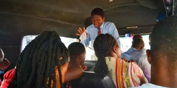 Rights Group Backs Anti-Bus Preaching, Hawking Bill 3 Rights Group Backs Anti-Bus Preaching, Hawking Bill