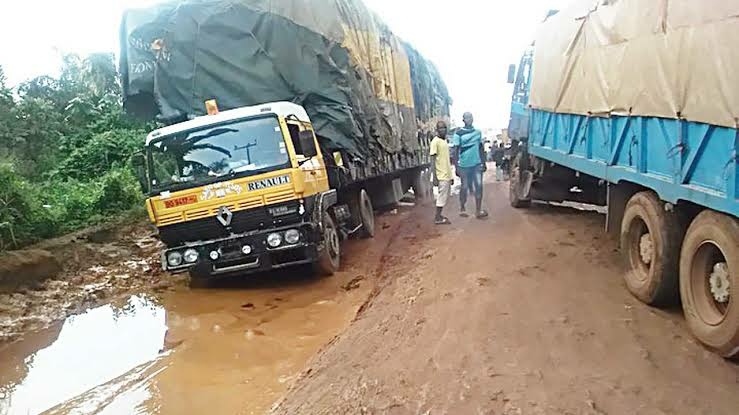 Bad Road, Ongoing Reconstruction Responsible For Gridlock On Ota-Atan-Idiroko Expressway - Motorists Raise Alarm 1 images 28 2