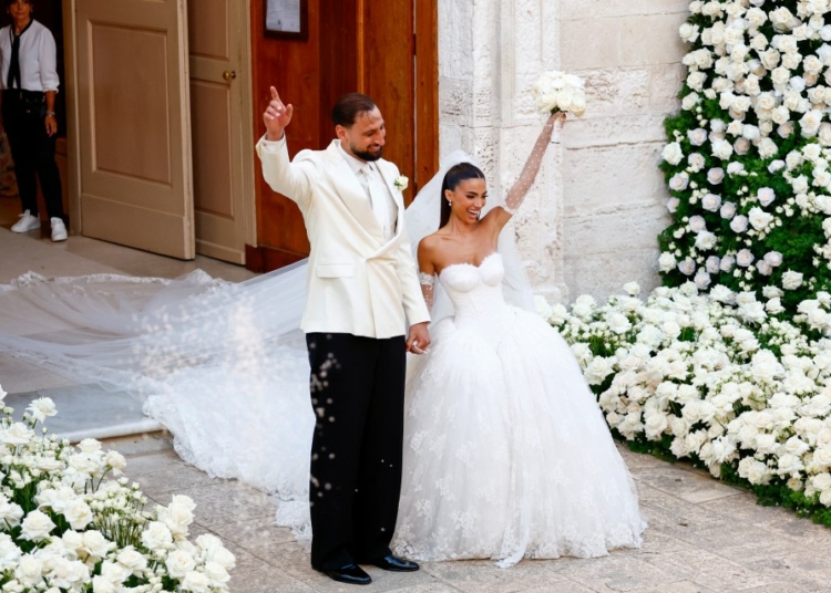 City Goalkeeper Donnarumma Marries Partner Alessia Elefante In Italy 1 manchester city goalkeeper italy captain 1097328487 1785013953 1