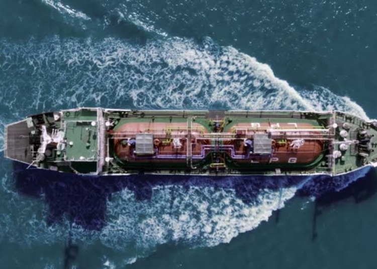 US-Iran Ceasefire Collapse Threatens Nigeria's Fragile Fuel Price Gains 1 Oil tankers running on sea, aerial view