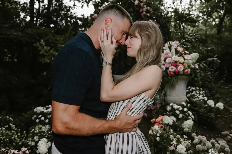 Taylor Swift And Travis Kelce Say ‘I Do’ In Star-Studded New York Wedding