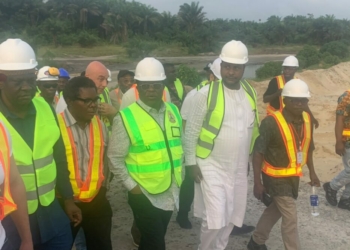 ‎Umahi Dismisses Diversion Claims, Says Coastal Highway Redesign Saved Costs
