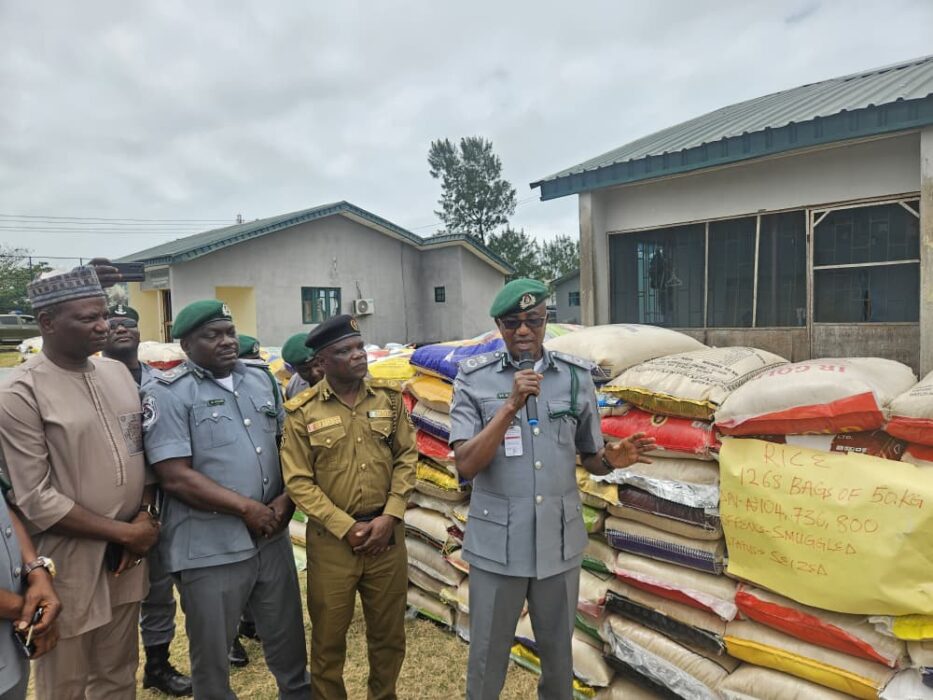 Seme Customs Revenue Jumps 24.45% To N19.84bn, Intercepts 3,300 Explosive Cartridges