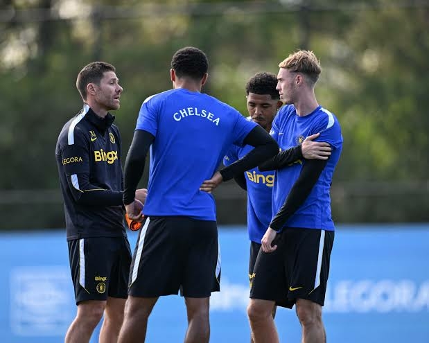 Shocking Chelsea Purge! Alonso Prepares to Axe 16 Stars in Squad Overhaul
