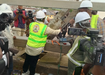 FG Orders CCTV, Solar Lights Installation On First Niger Bridge