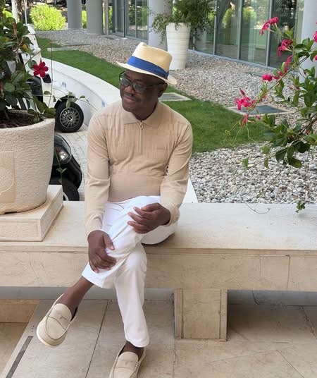 PICTORIAL: Wike Goes On Vacation After Over 30 Days Of FCT Project Activities 1 PICTORIAL: Wike Goes On Vacation After 30-day Projects Commissioning
