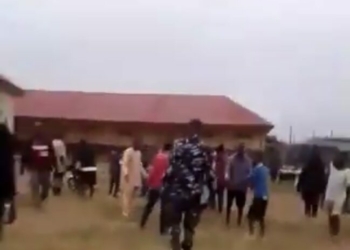 Osun Election 2026: Suspected Thugs Disrupt Voting At Aregbesola’s Polling Unit