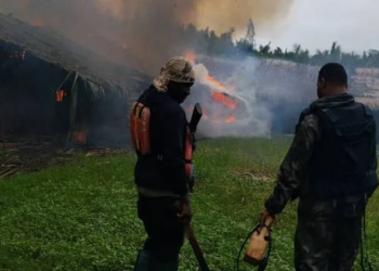 Navy Raids Bakassi Settlement, Destroys Militant Hideout