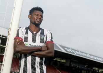 Dunfermline Athletic Sign Nigerian Striker Adams