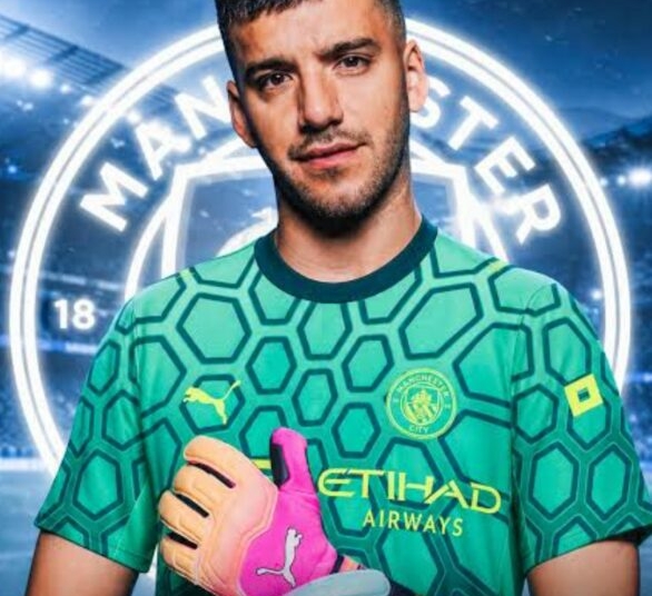 Manchester City Sign Marseille Goalkeeper Rulli For £1.7m 1 Screenshot 20260808 074936 Chrome
