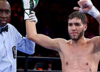 Boxer Colon Dies At 33, 11 Years After Career-Ending Brain Injury