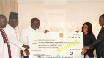Obla Delivers ₦25m, £33,000 Scholarship To First-Class Idoma Law Graduate