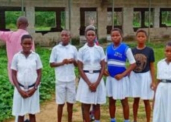 Residents, Students Stranded As Collapsed Bridge Shuts Out A/Ibom Communities