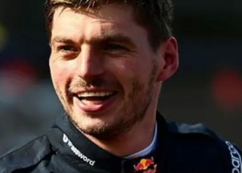 Verstappen Signs New 4-year Deal With Red Bull 
