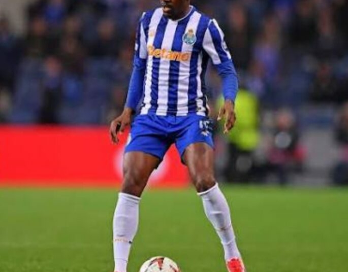 Al-Qadsiah Open Talks With Porto Over Nigerian Defender Sanusi 1 Screenshot 20260825 141410 Chrome