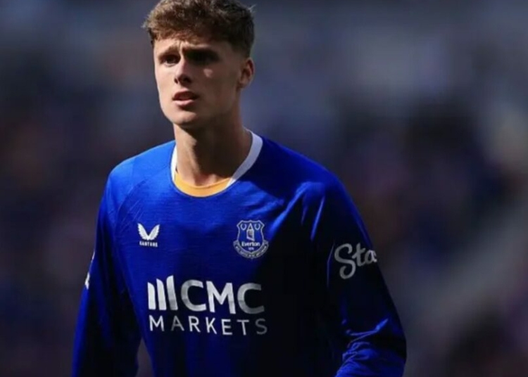 Breaking Transfer News: Forest Unveils Staggering £40M Bid for Everton's Armstrong