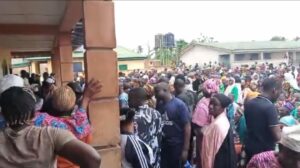 Osun Election 2026: Accord Party Agent Accuses APC Agents Of Clustering, Monitoring Voters 3 Osun Election: Accord Agent Accuses APC Agents Of Clustering, Monitoring Voters