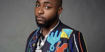 Davido’s ‘Oriadé’ Surpasses 100 Million Streams On Spotify 4 Davido Slams Sowore Over Comments On Governor Adeleke