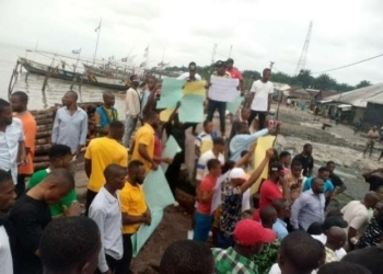 Protesters Tackle Oil Firms As Collapsed Bridge Cuts Off Community