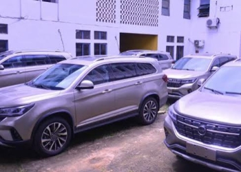 Otti Presents Jeeps To 5 Ex-heads Of Security Agencies
