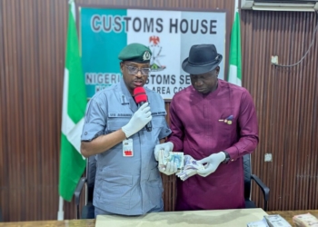 EFCC Commences Investigation Into Intercepted $73,000, £15,957, 827,800 Saudi Riyals