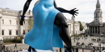 Tschabalala Self Unveils ‘Lady In Blue’ On London’s Iconic Fourth Plinth 2 Tschabalala Self Unveils ‘Lady In Blue’ On London’s Iconic Fourth Plinth