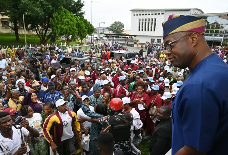 Makinde Resumes Amidst Workers' Rousing Welcome 1 1002872117 768x512 1