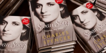 ‘Swan Song’: Princess Diana’s Brother Charles Spencer Releases Memoir 2 Diana died in 1997, aged 36, in a car crash in Paris as she was being chased by paparazziImage: Jack Taylor/REUTERS