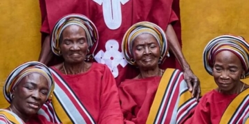 ‎120 Years Old Nigerian Celebrates 94th Anniversary With 4 Wives