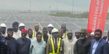 FG Unveils 3MW Mini-grid Yakubu Gowon Varsity, Plans National Power Complaints Centre 2 FG Unveils 3MW Mini-grid Yakubu Gowon Varsity, Plans National Power Complaints Centre