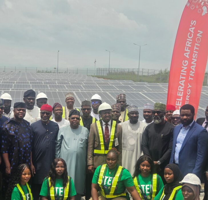 FG Unveils 3MW Mini-grid Yakubu Gowon Varsity, Plans National Power Complaints Centre