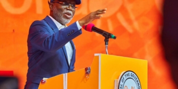 ‎Aiyedatiwa To Buy Dangote Refinery Shares For 500 Ondo Youths