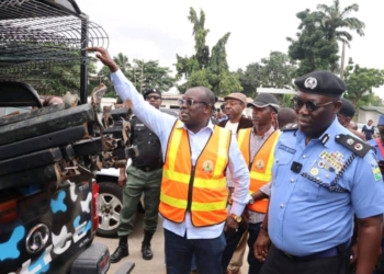 FG Threatens Shutdown Of Lagos-Calabar Coastal Road Over Fatal Accidents, Criminal Activities