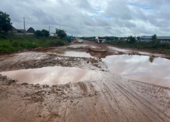 Commuters Groan Over Deplorable Ibadan-Oyo Road