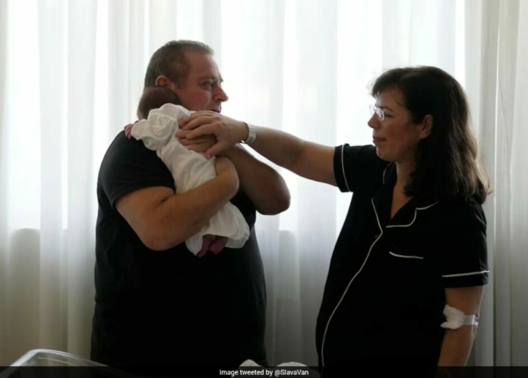 Greek Woman, 54, Welcomes Baby Girl From Embryo Frozen for 22 Years 1 IMG 6027