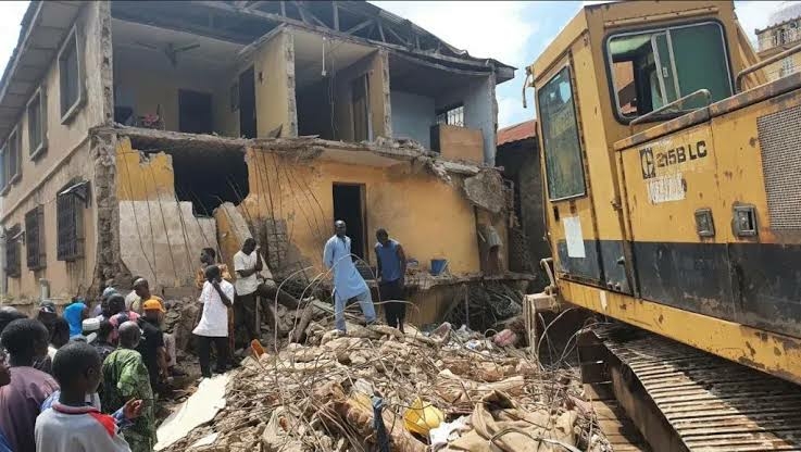 Kwara Building Collapsed Some Minutes After 5am – Survivor 1 Kwara Building Collapsed Some Minutes After 5am – Survivor