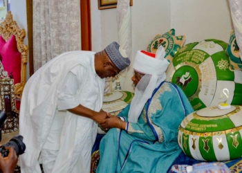 Sardauna Title: AbdulRazaq’s Family, Associates Thank Emir Of Ilorin