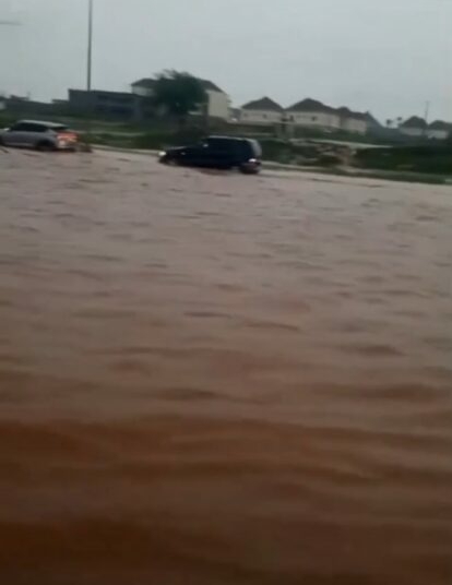Flooding Paralyzes Abuja Airport Road, Submerges Lugbe Area 1 Screenshot 20260901 230639 1