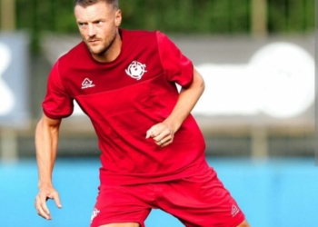 Vardy Signs Burnley Deal Until End Of Season