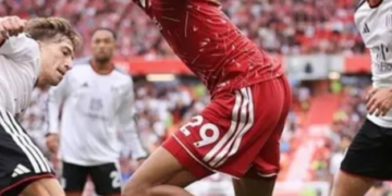 Liverpool Held To Goalless Draw As Fulham Earn First Point 2 Liverpool Held To Goalless Draw As Fulham Earn First Point
