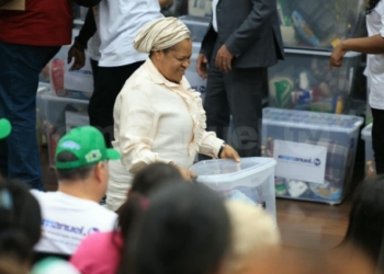 Synagogue Leader Ends Brazil Crusade With Humanitarian Outreach