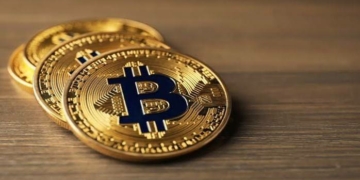 Bitcoin Surges Past $85,000 Despite Rate Hike, Regulatory Setback 2 Bitcoin Surges Past $85,000 Despite Rate Hike, Regulatory Setback