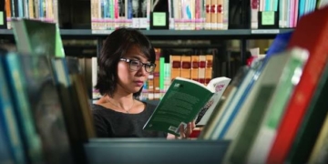 Why Singapore Is Paying Citizens To Read More 2 Why Singapore Is Paying Citizens To Read More