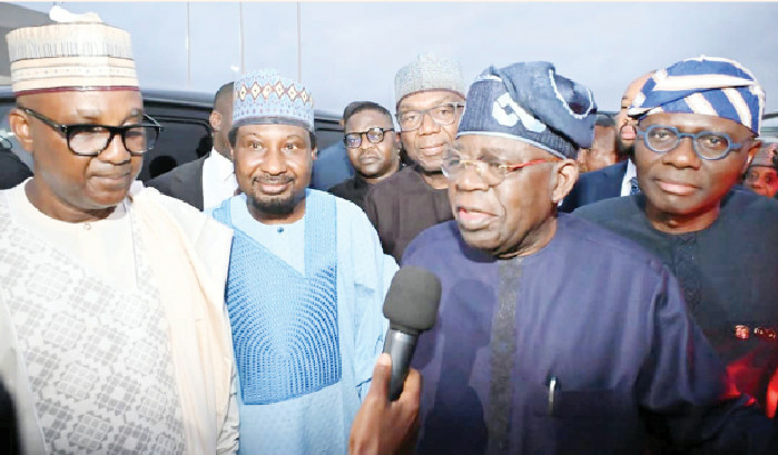 President Bola Ahmed Tinubu being welcomed by Speaker House of Representatives, Tajudeen Abbas; Deputy Senate President, Jubril Barau; Kwara State Governor, AbdlRahman AbdulRazaq and Lagos State Governor, Babatunde Sanwo-Olu, after his working leave to France at Murtala Muhammed International Airport, Lagos, yesterday.  PHOTO: STATE HOUSE
